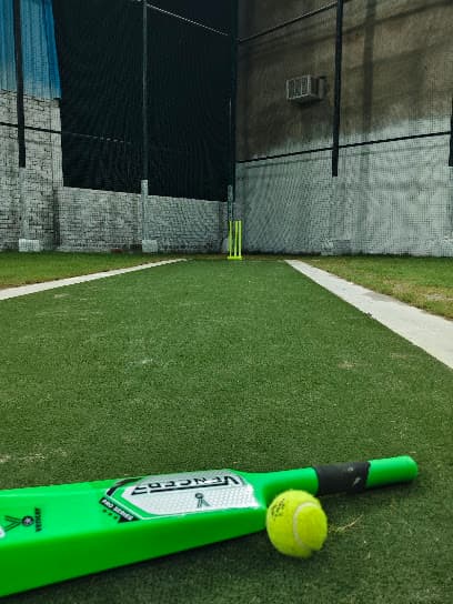 Hitzone Box Cricket